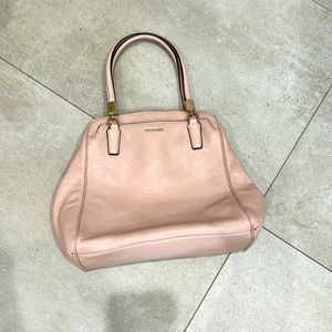 Vintage pink Coach purse Gold hardware great condition